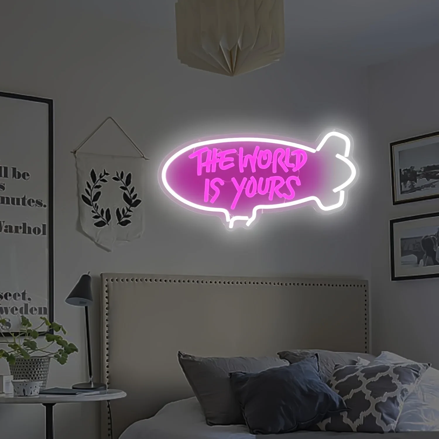 The World Is Yours Blimp Neon  - đánh giá và giá Outdoor Lighting For Your Home